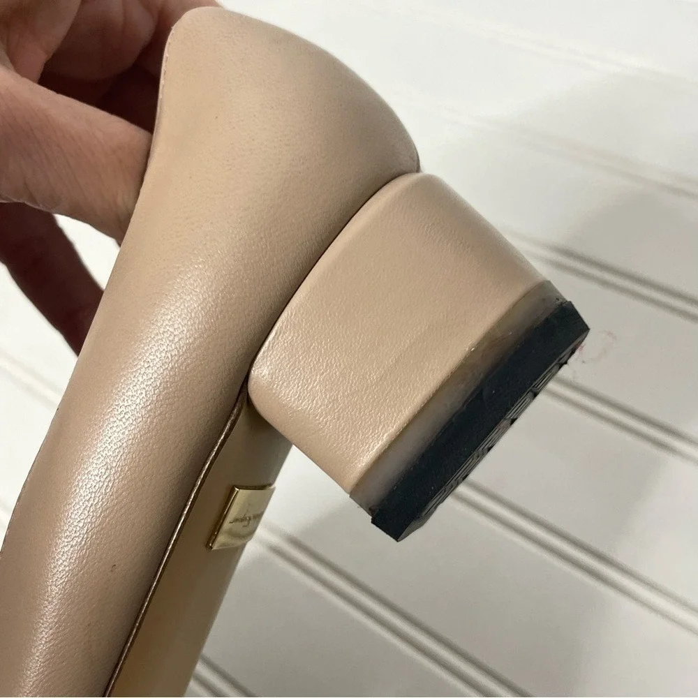 Salvatore Ferragamo Vara Nude Leather Block Heel Bow Pump Kids Size 4